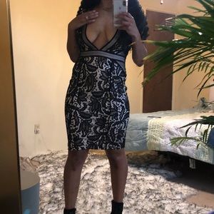 SOLD‼️ Missguided Deep V plunge dress US 8/ UK 12